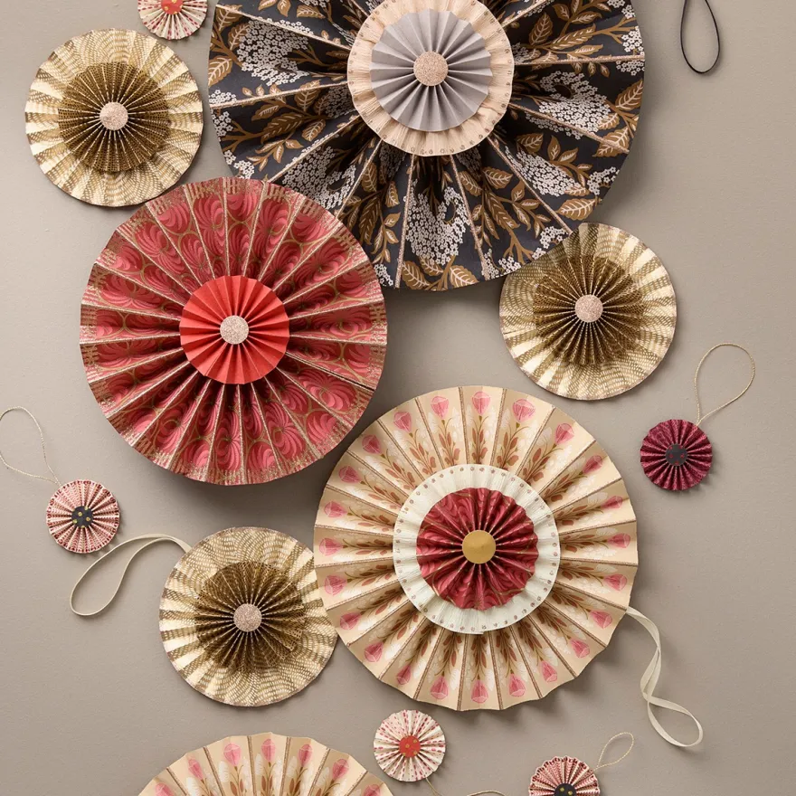Bungalow papir rosetter - Zen Ø15, Pecan - 2stk