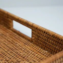 Charmille Firkantet Serveringsbakke i Rattan. Honey