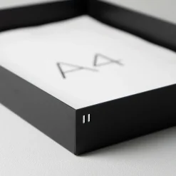 Como bakke i metal - A4 - Sort