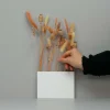 Como Flower Pot FIVE - Væghængt vase i metal, Hvid