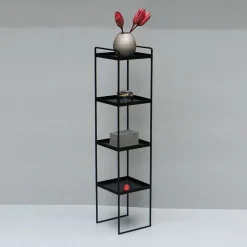 Como reol med fire hylder - Sort