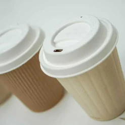 Engangsservice - Låg til kaffekopper. pk med 50 stk