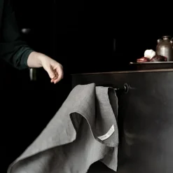 Karkludholder til alle vaske - Sort Alu