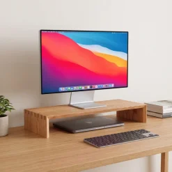 LAKE Monitor Stand i Egetræ
