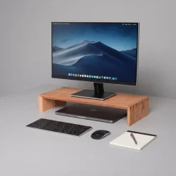 LAKE Monitor Stand i Egetræ