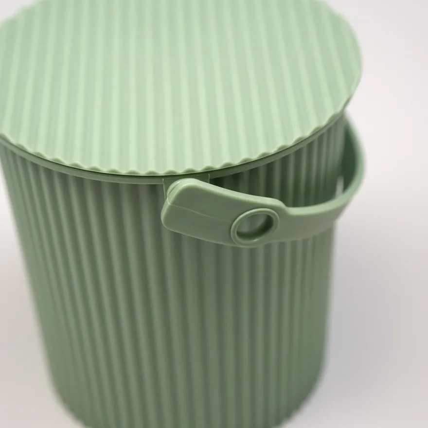 Omnioutil Plastikspand 0,7 liter - Pale Green