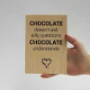 Treviso Design træskilt - Chocolate understands