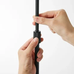 Yamazaki høj iPad/Tablet Stander - Sort