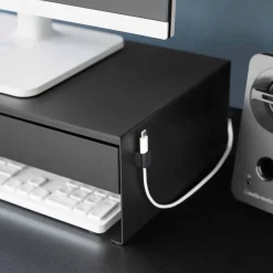 Yamazaki Monitor Stand med skuffe. SORT