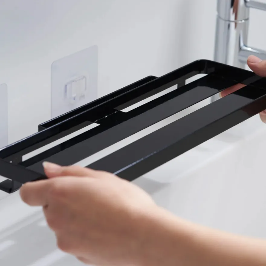 Yamazaki Selvklæbende Sanitary Tray til væggen - FILM, Sort