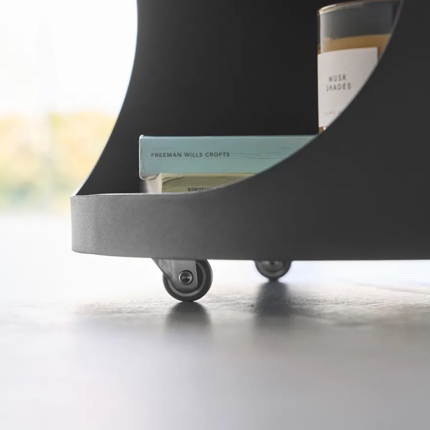 Yamazaki Tower Plantebord med Hjul og Opbevaring - Sort